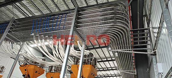 人工投料和集中供料系統(tǒng)的優(yōu)勢對(duì)比